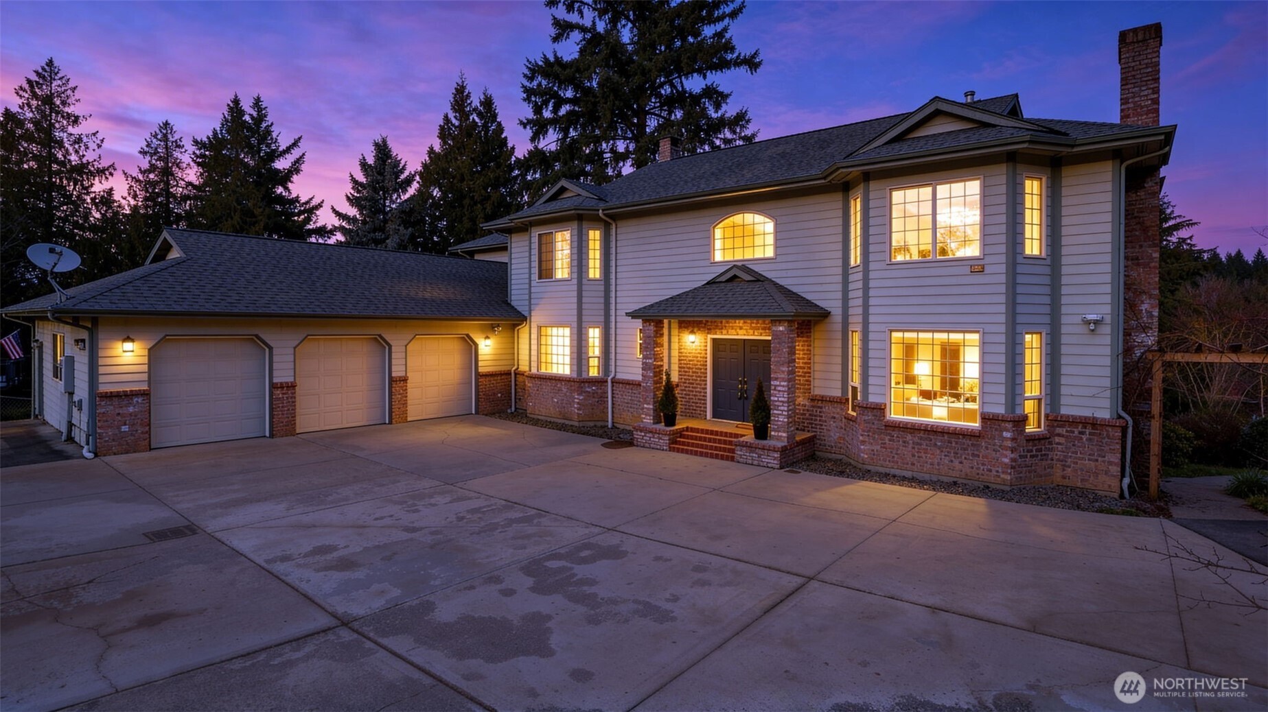 18432 W Lake Desire Drive SE