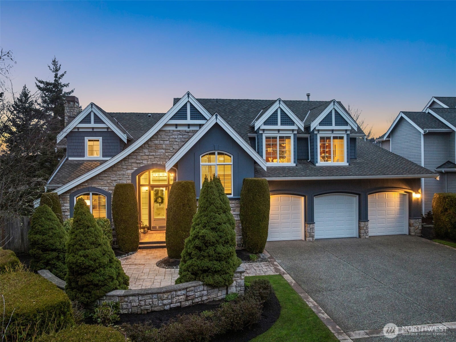 8242 154th Avenue SE