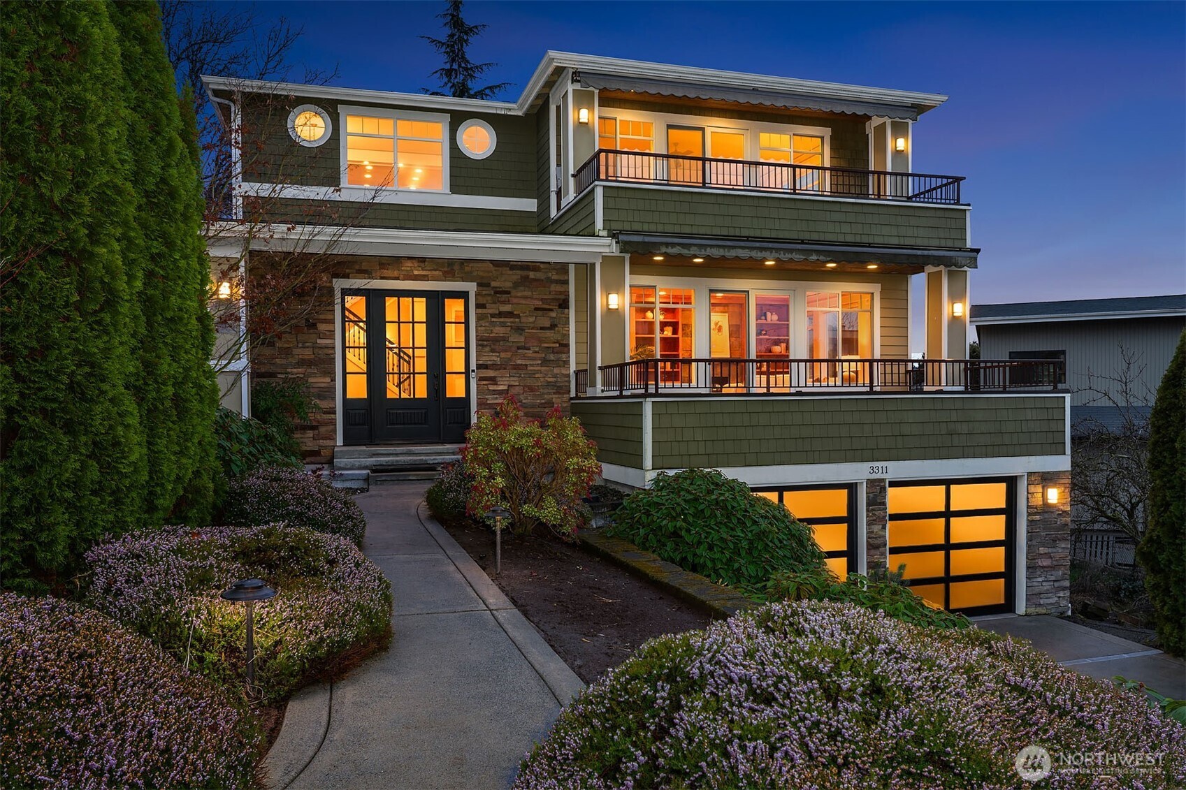 3311 Burnett Avenue N