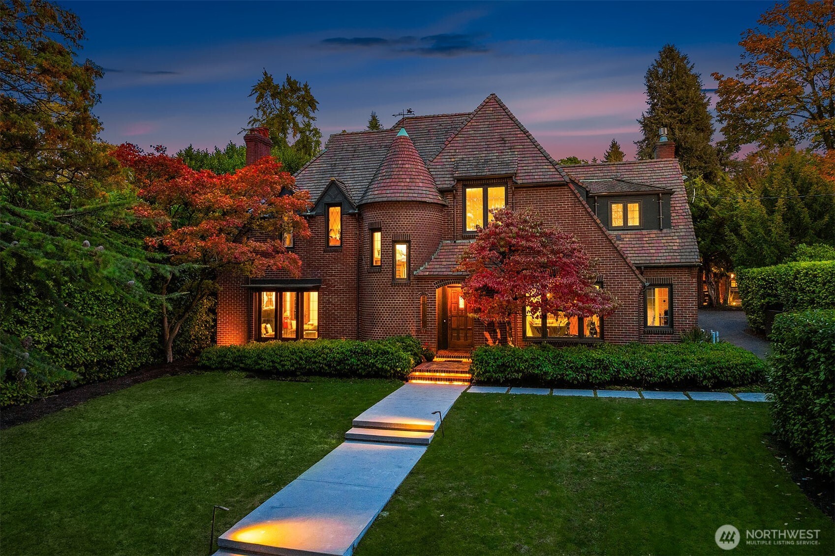 1626 Federal Avenue E