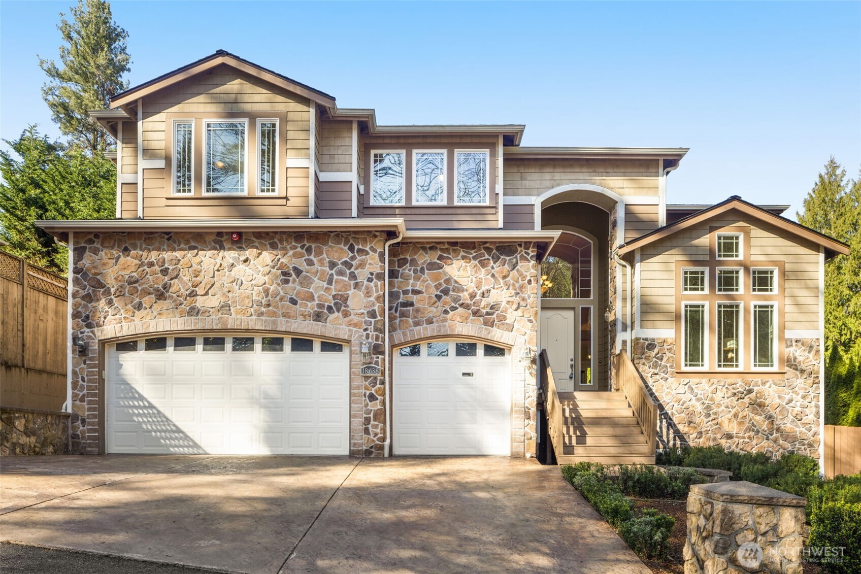 18638 92nd Avenue NE