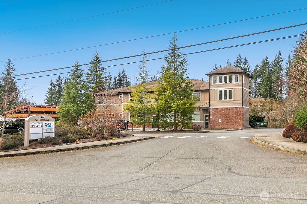 1922 Pottery Avenue