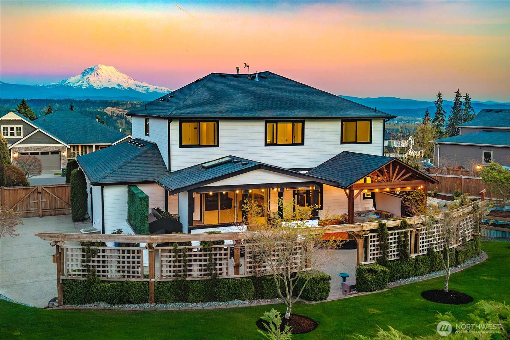 11002 Shawnee Road E