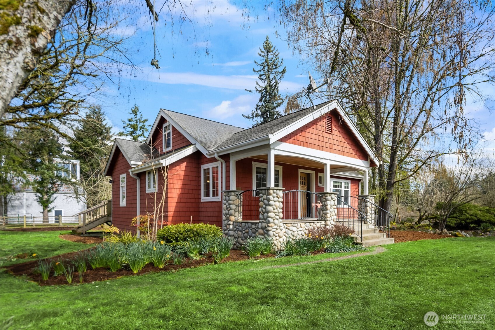 20802 SE 34th Street Unit: 6