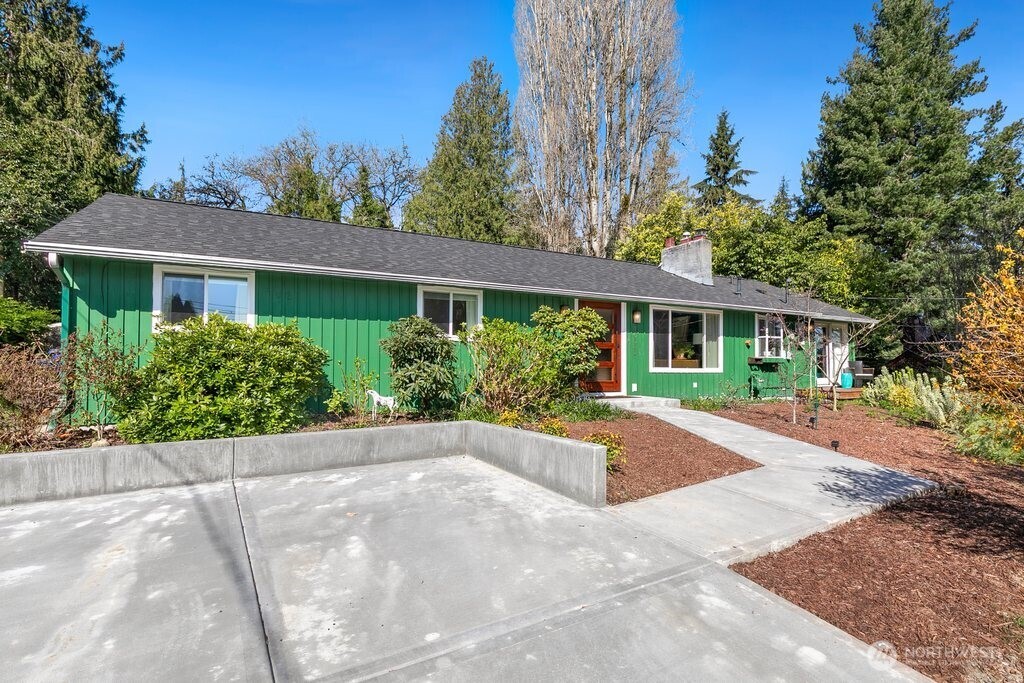 16533 34th Avenue NE