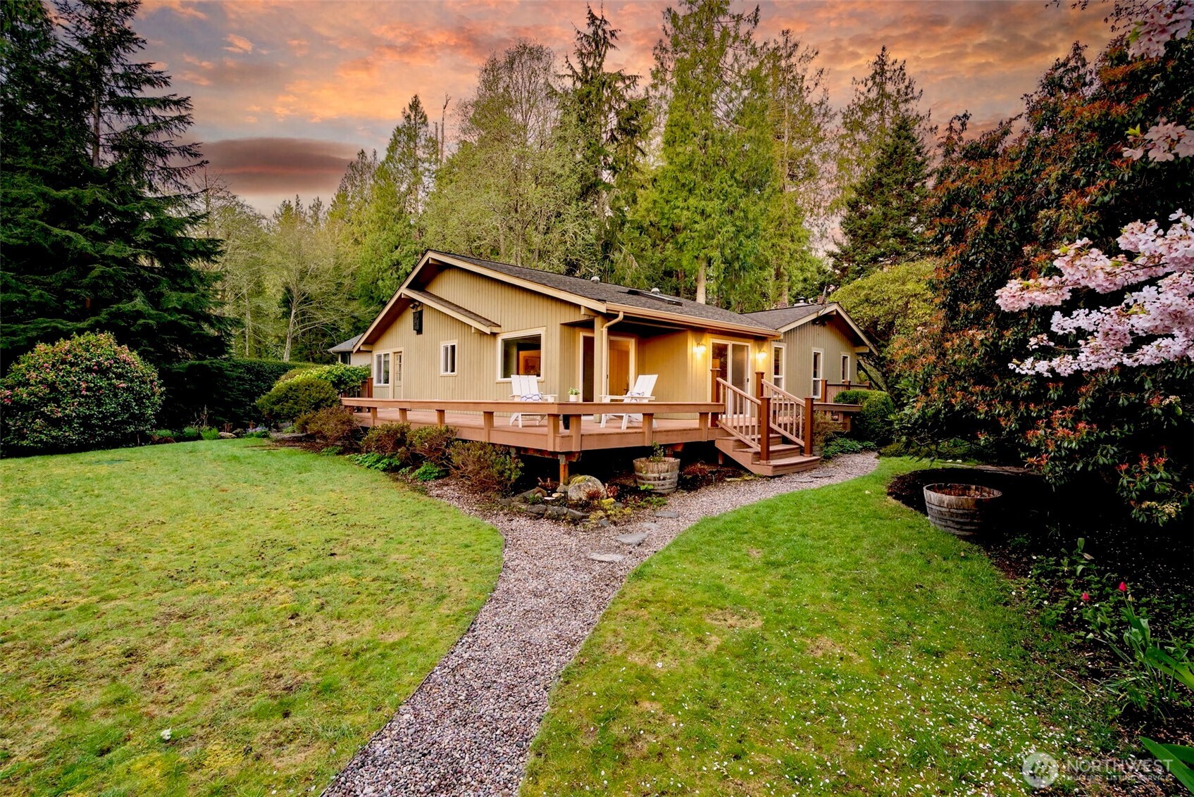 15670 Euclid Avenue NE