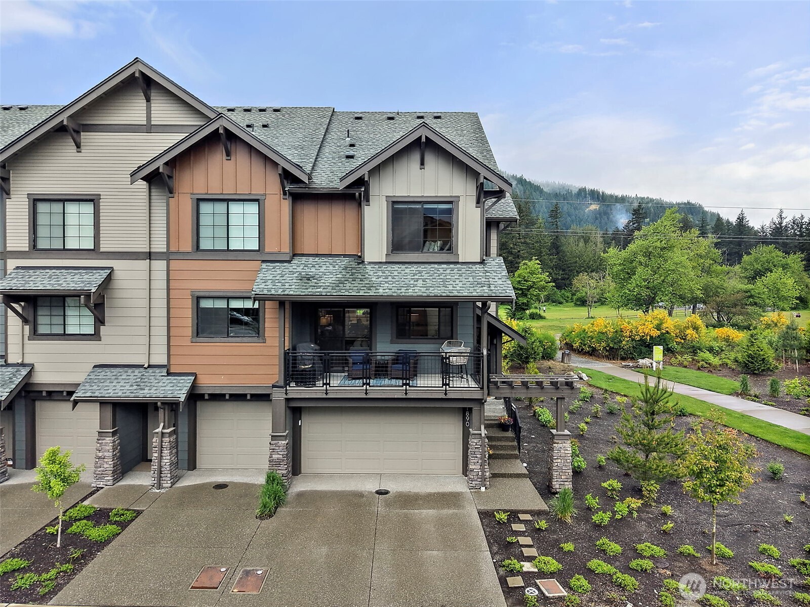 1890 SE 12th Street Unit: 706