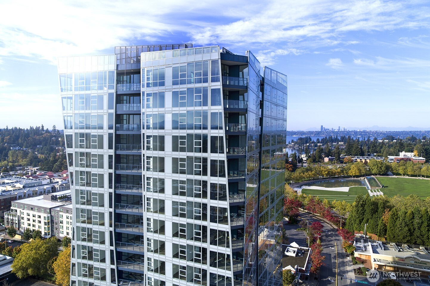 188 Bellevue Way NE Unit: 1905