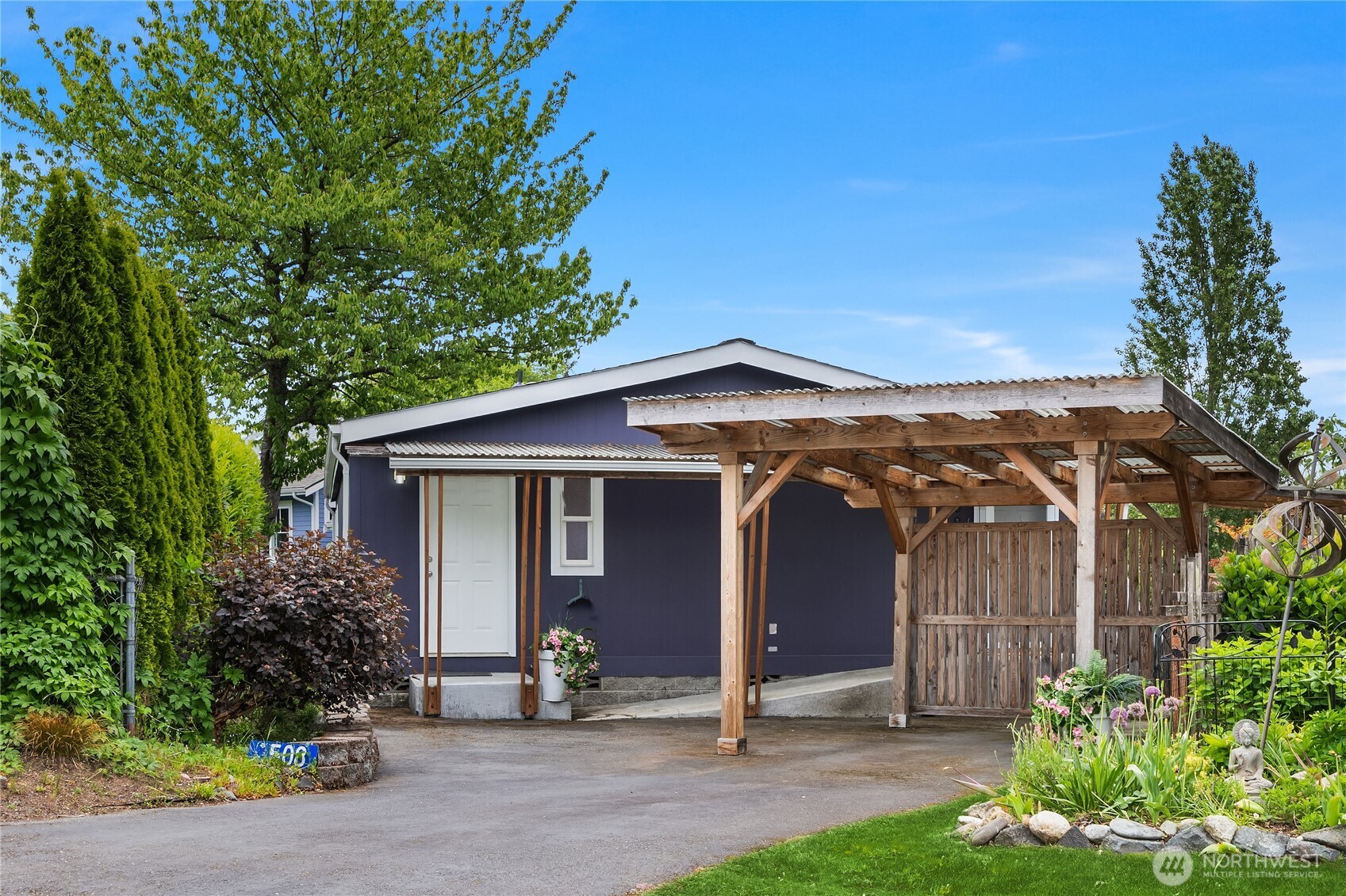 508 Madrona Way NE Unit: 50