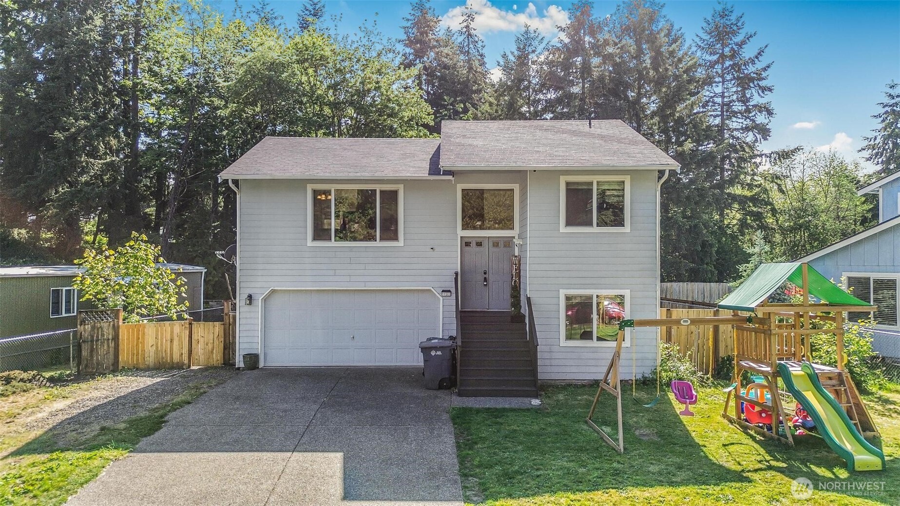 11502 205th Ave E