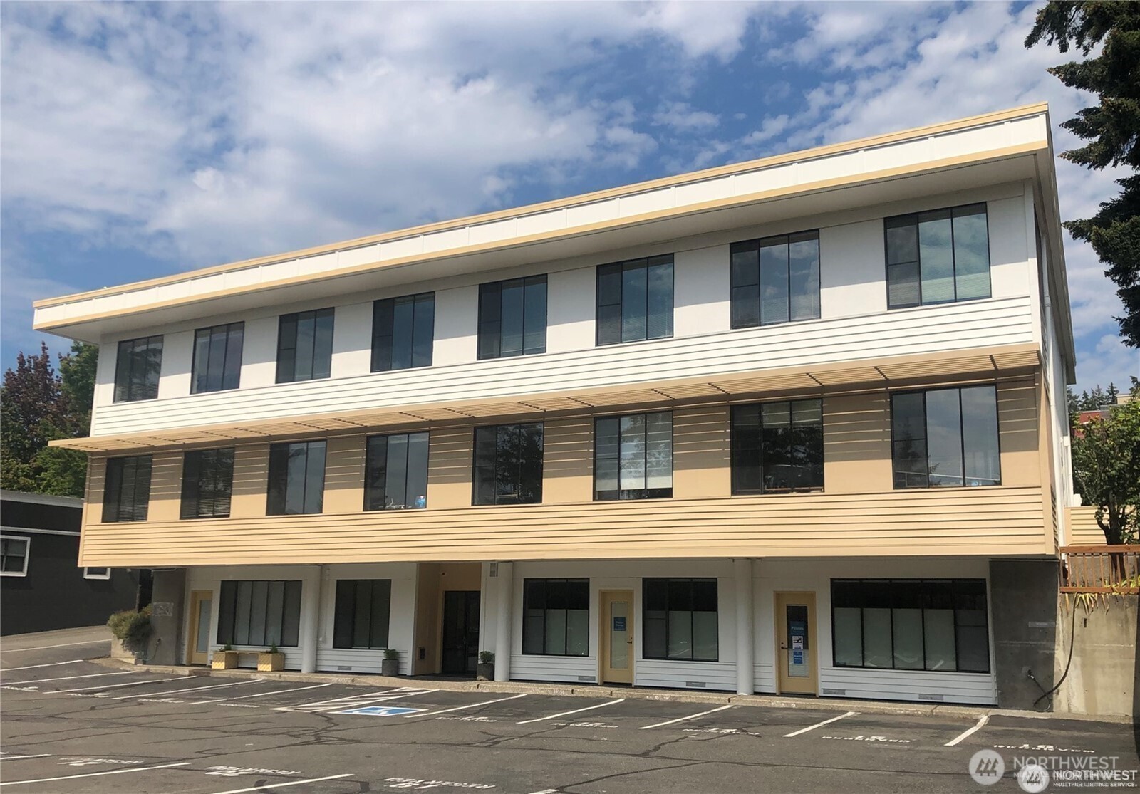 755 Winslow Way E Unit: 206