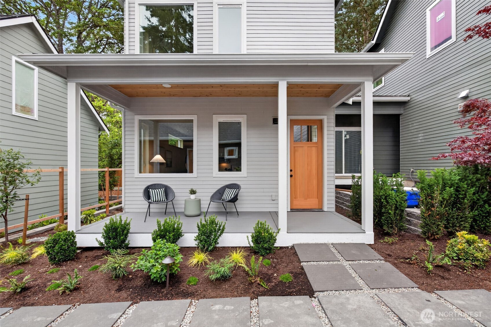 11739 40th Avenue NE Unit: B