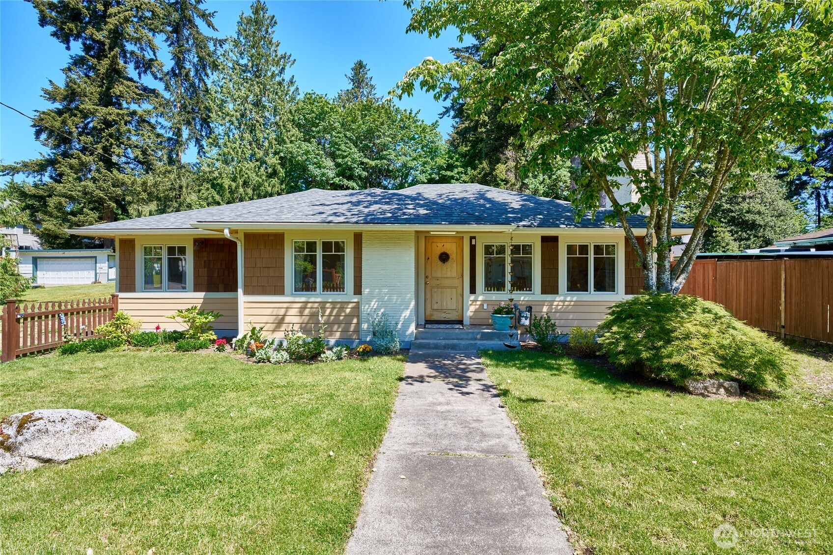 1620 N 183rd Street