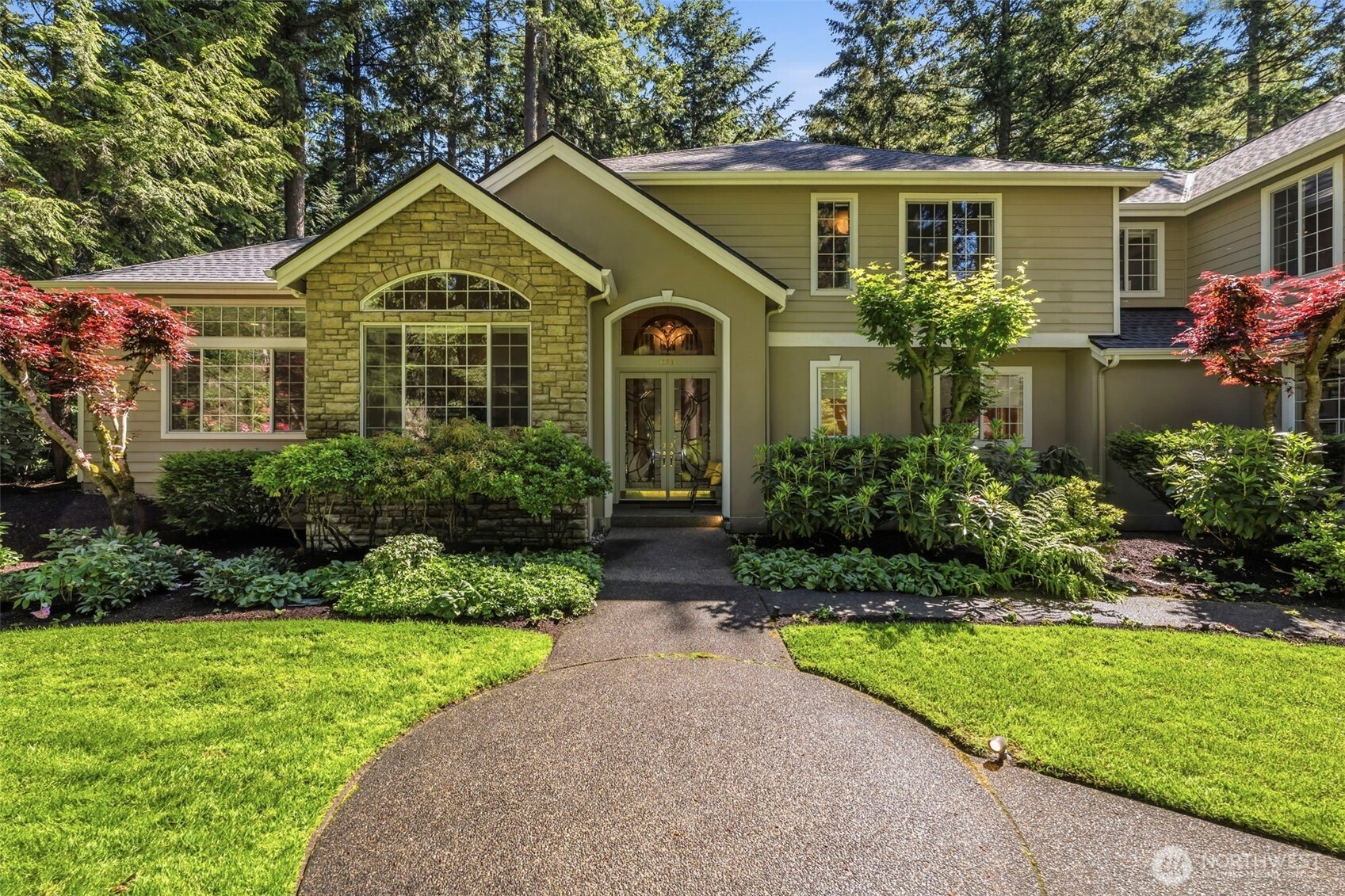 12501 Nuthatch Drive NW