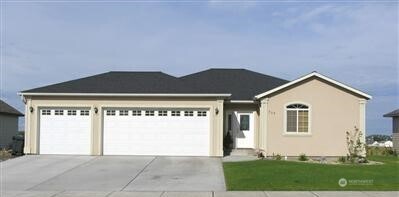 325 N Crestview Drive