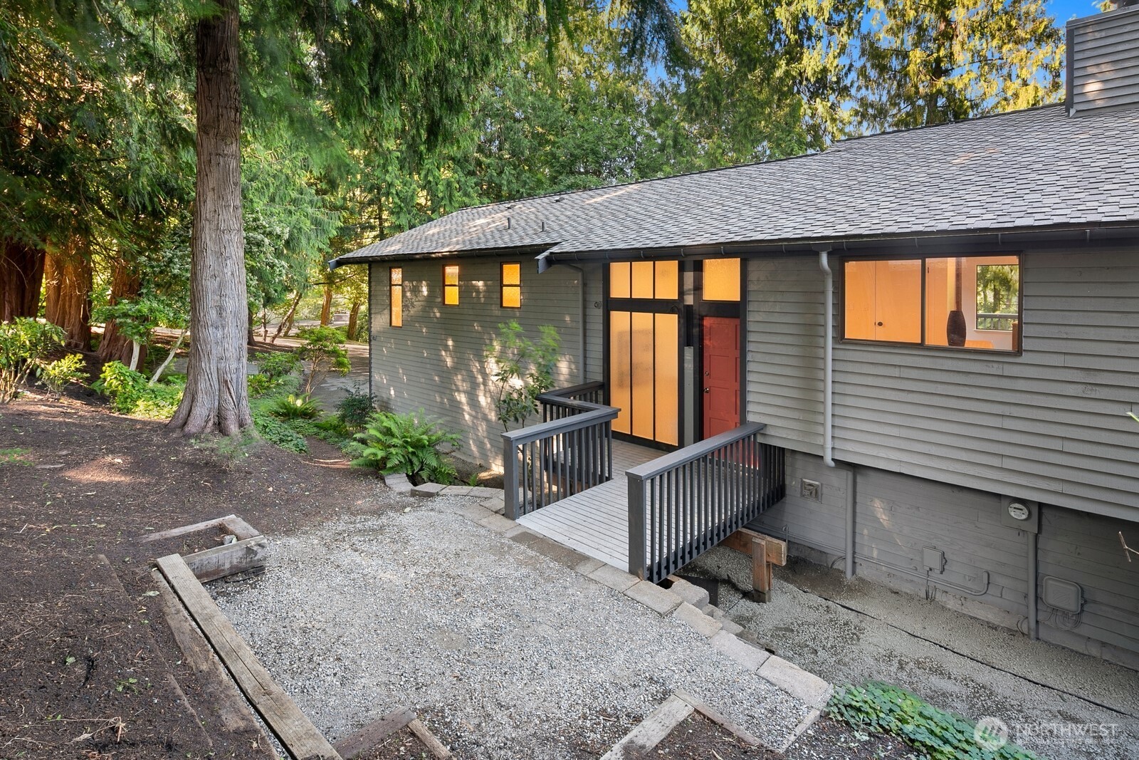 2807 NE 183rd Street