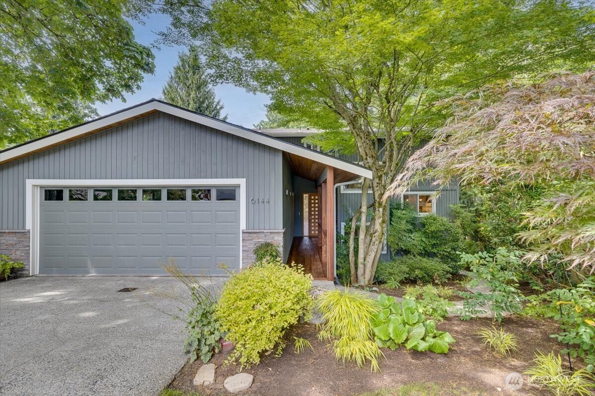 6144 NE 194th Place