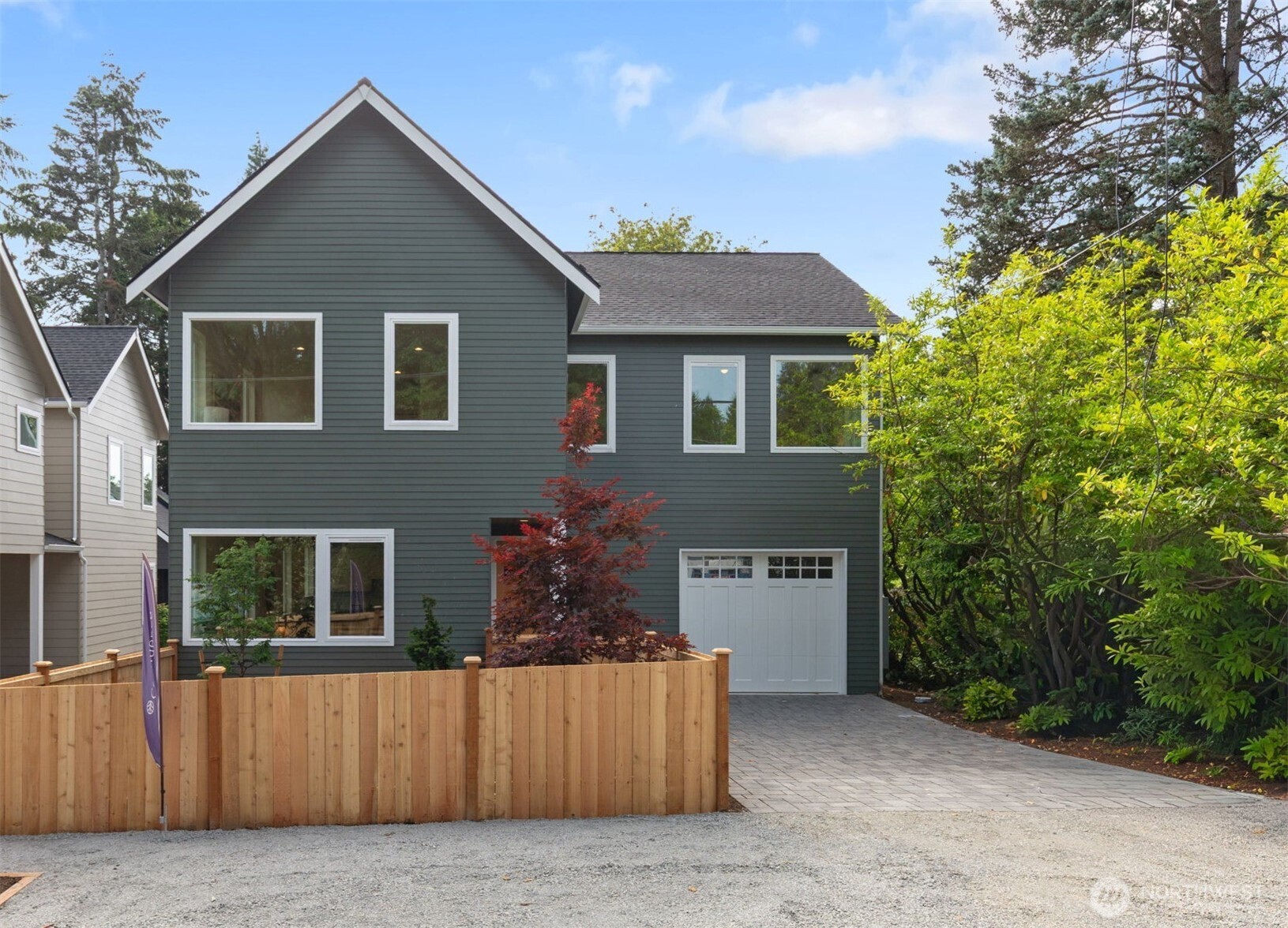11739 40th Avenue NE Unit: A