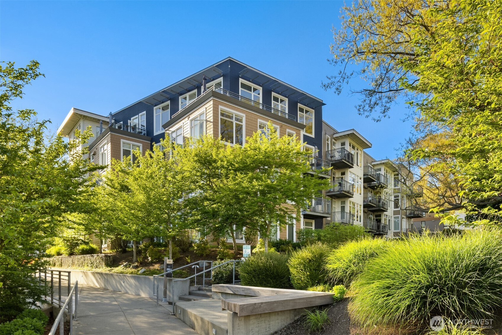 190 Harbor Square Loop NE Unit: C 331