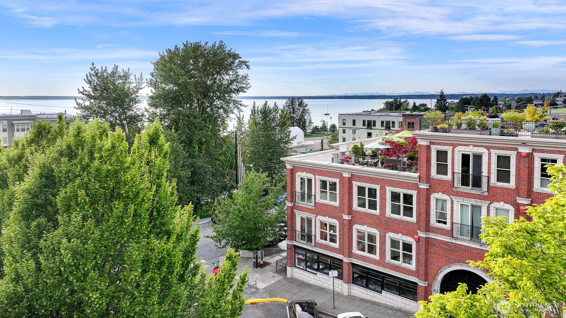 1134 Finnegan Way Unit 201