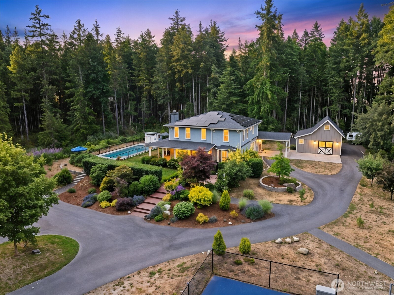 1414 NW Hermit Ridge
