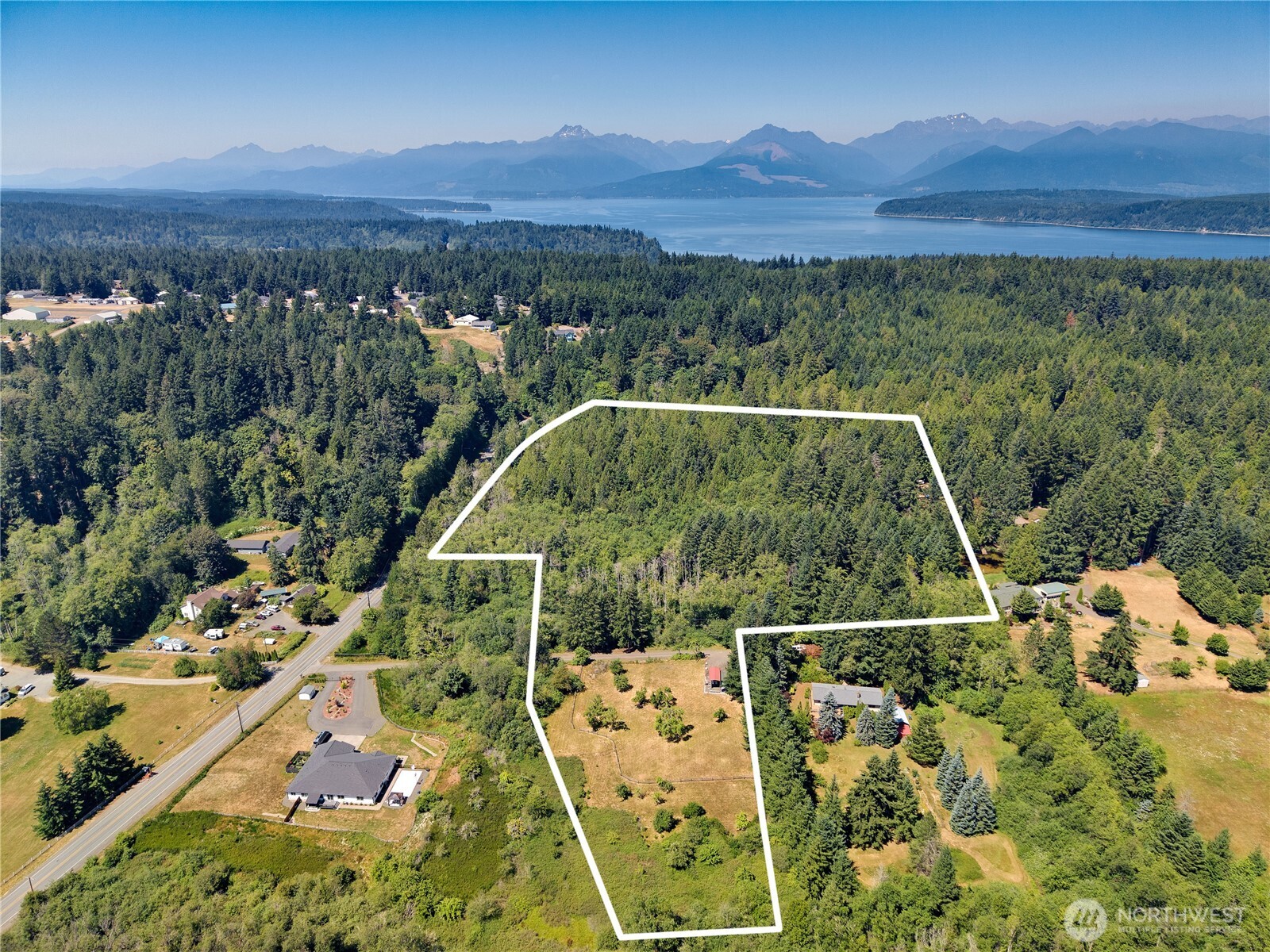 14 -Acre Anderson Hill