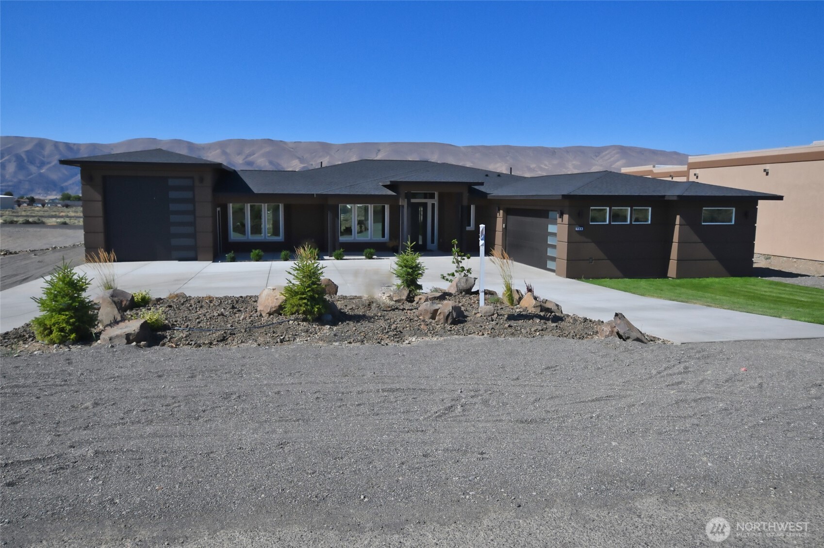 109 Wren Loop SW