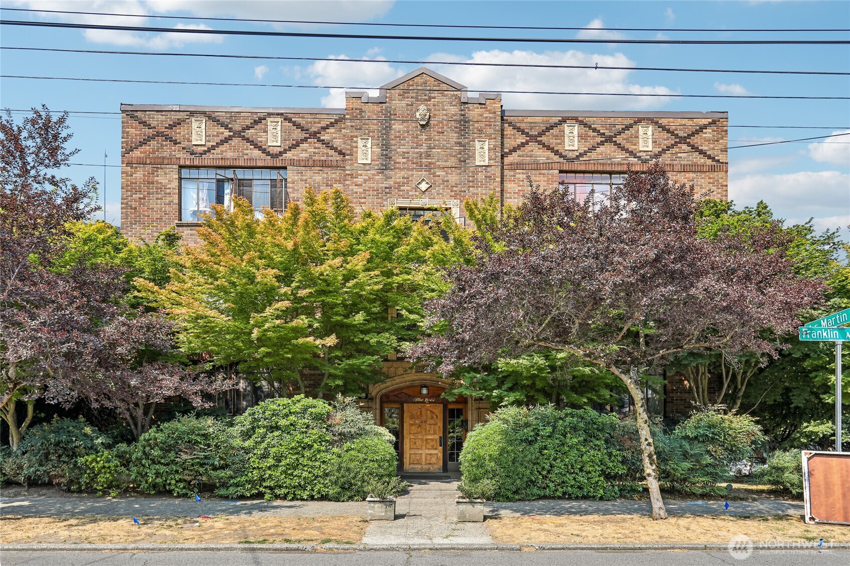 3121 Franklin Avenue E Unit 1