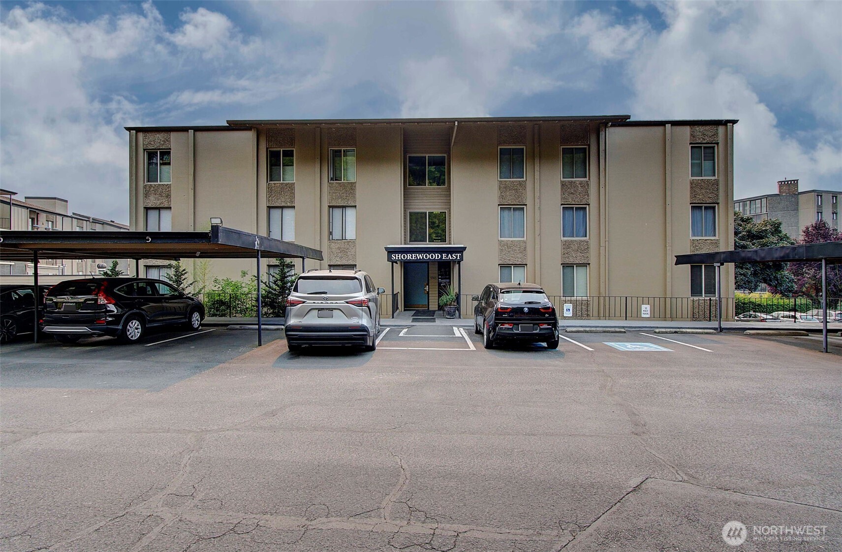 5565 E Evergreen Boulevard Unit: 3210