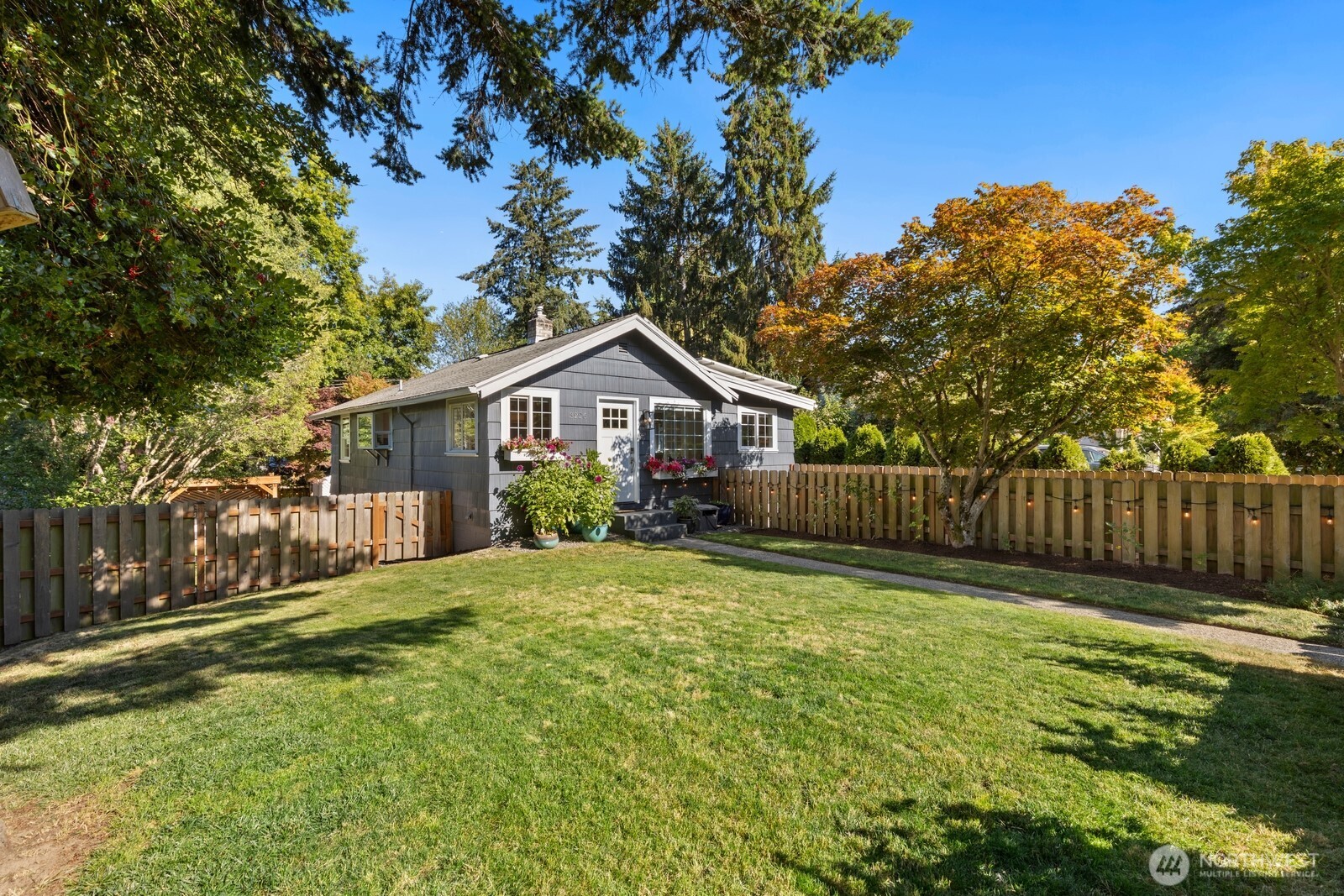 3226 48th Avenue SW