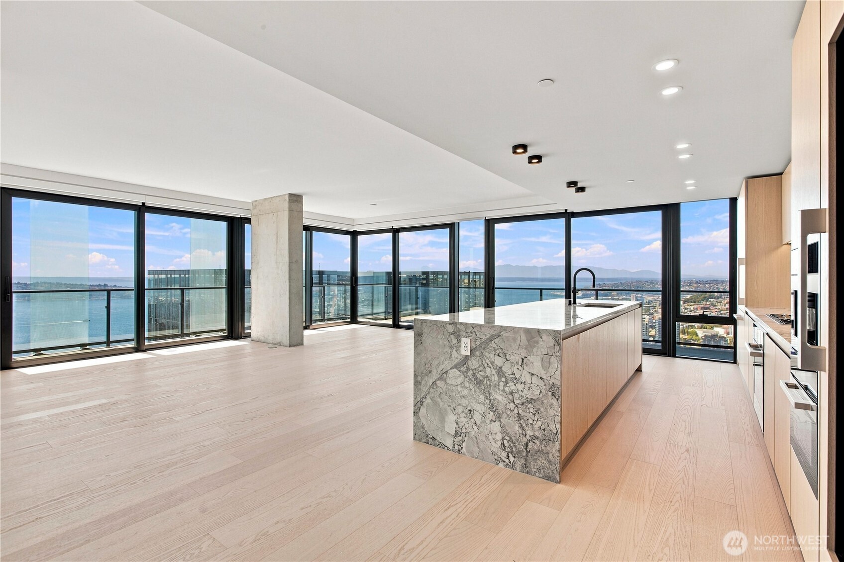 300 Virginia Street Unit: 4504
