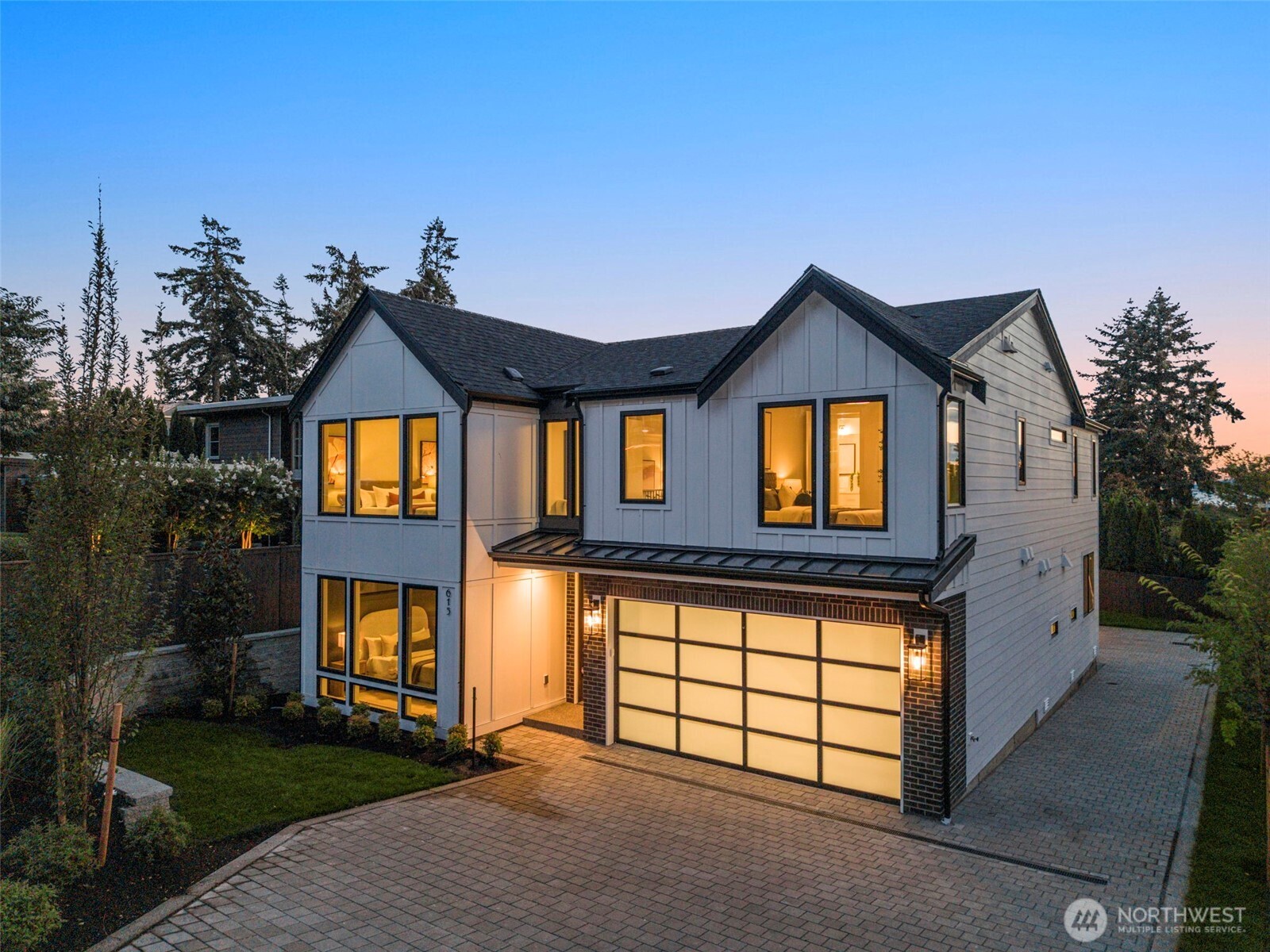 615 & 617 13th Avenue W