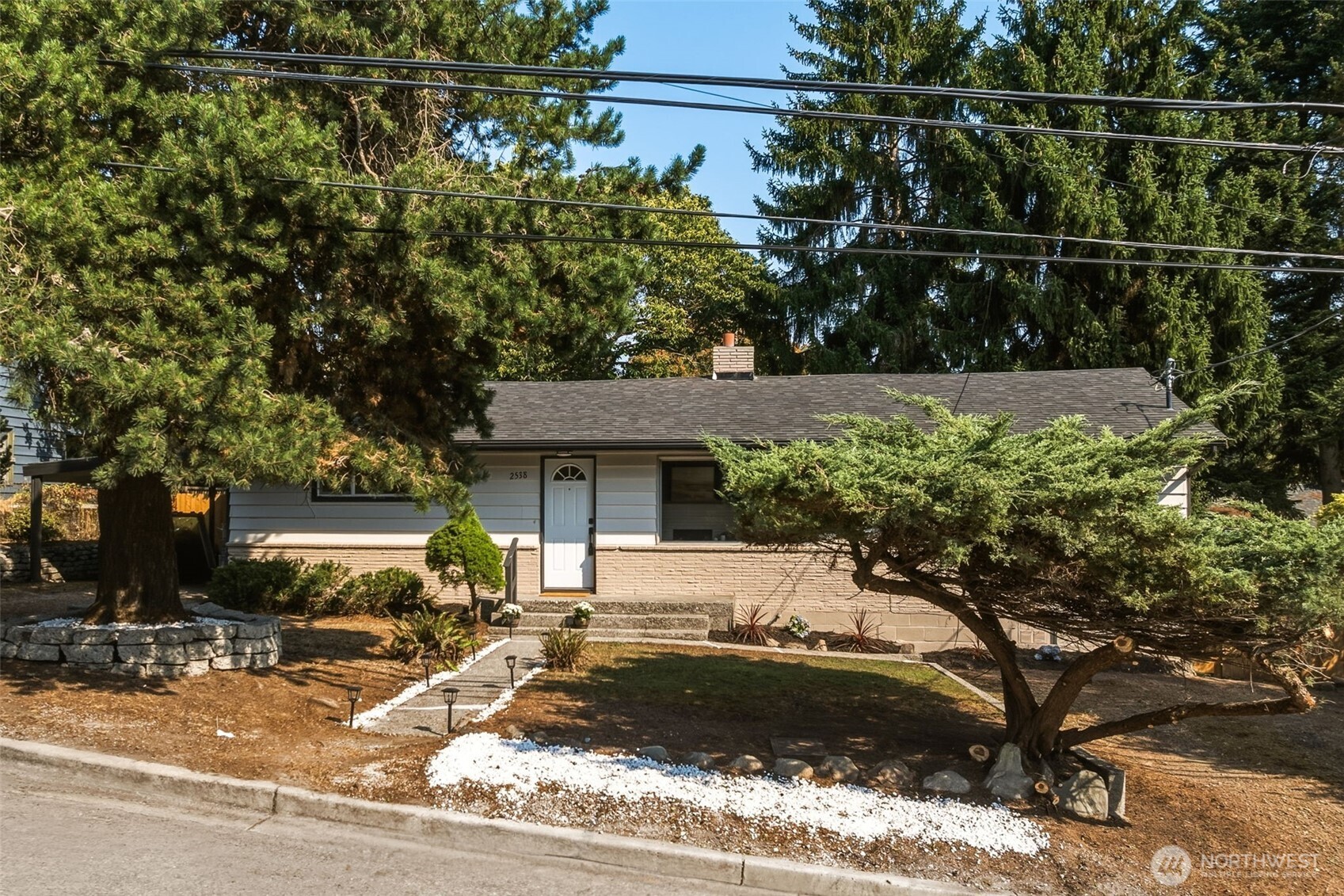 2538 NE 107th Street
