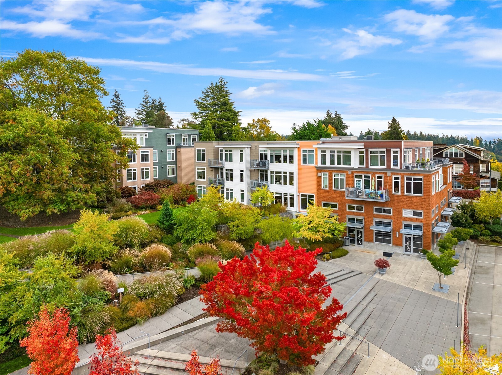 125 Ferncliff Avenue NE Unit: E242