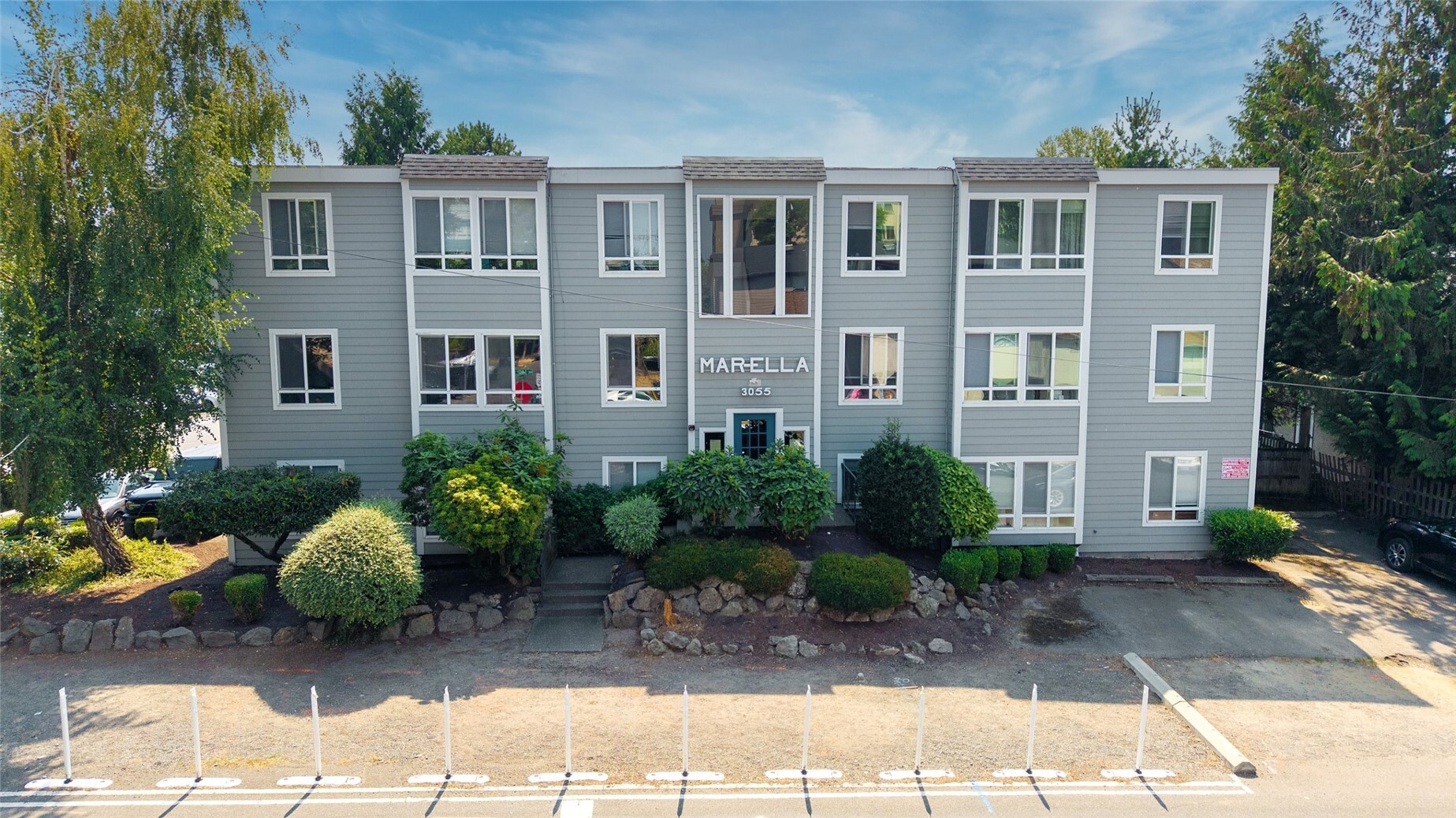 3055 NE 140th Street