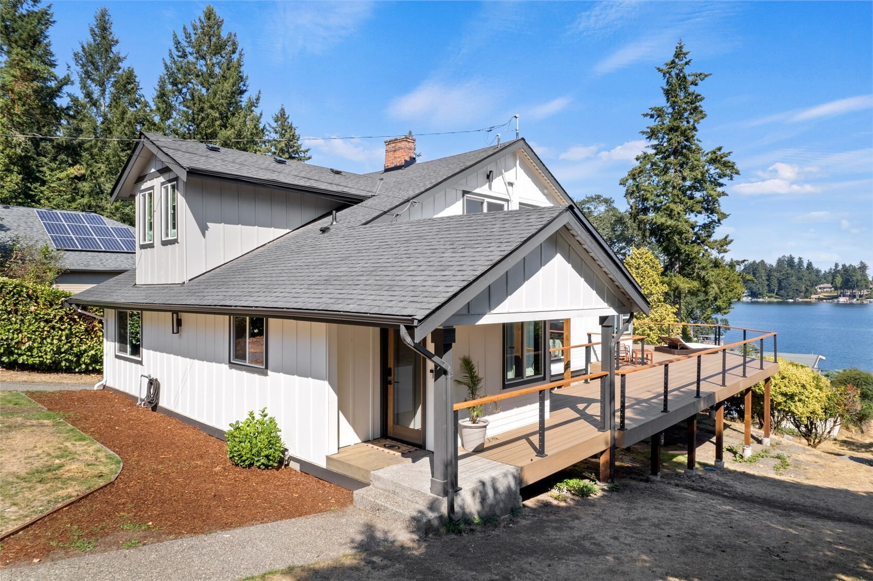 95 W Shore Avenue SW