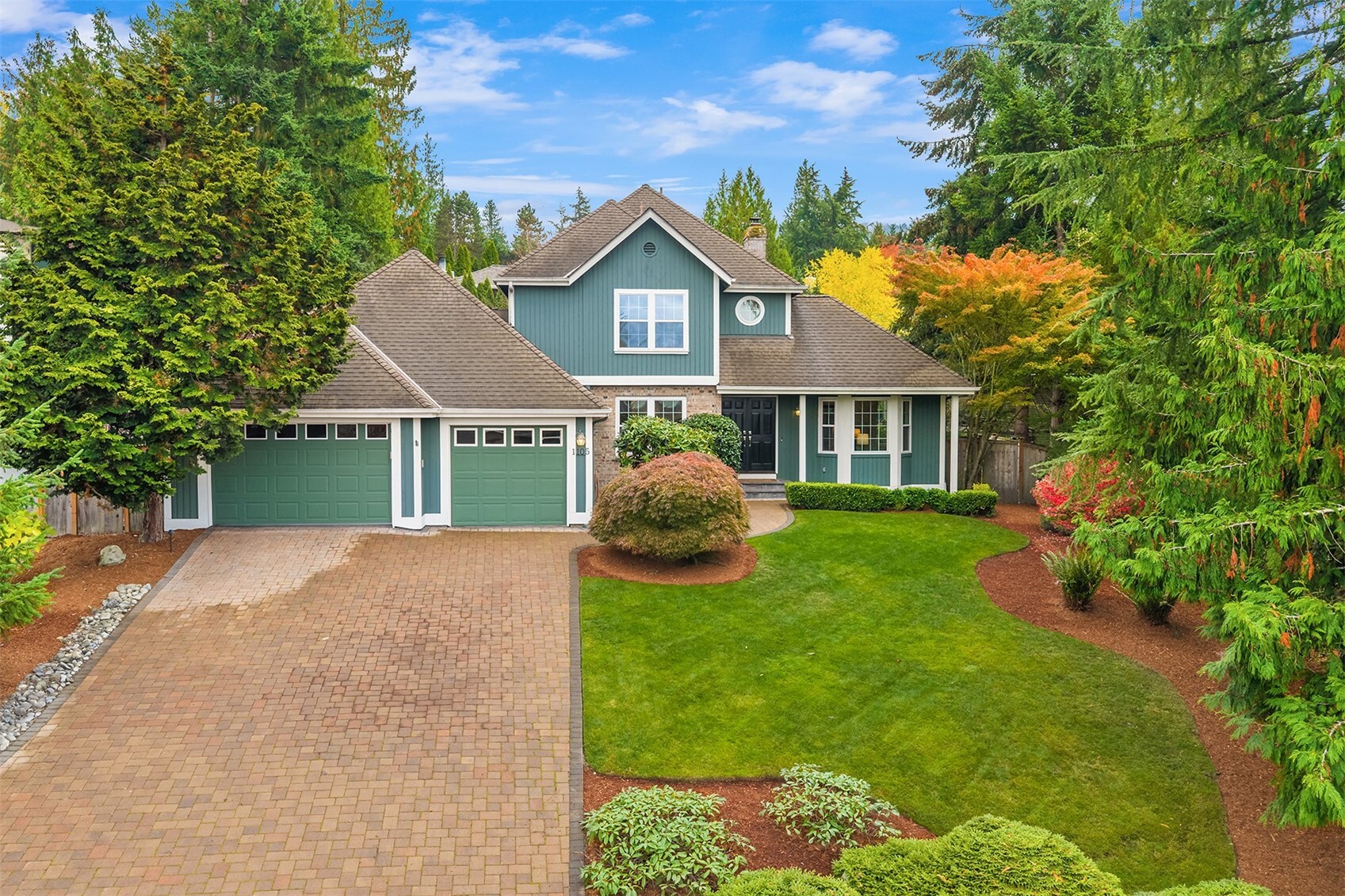 1105 NW Inneswood Drive