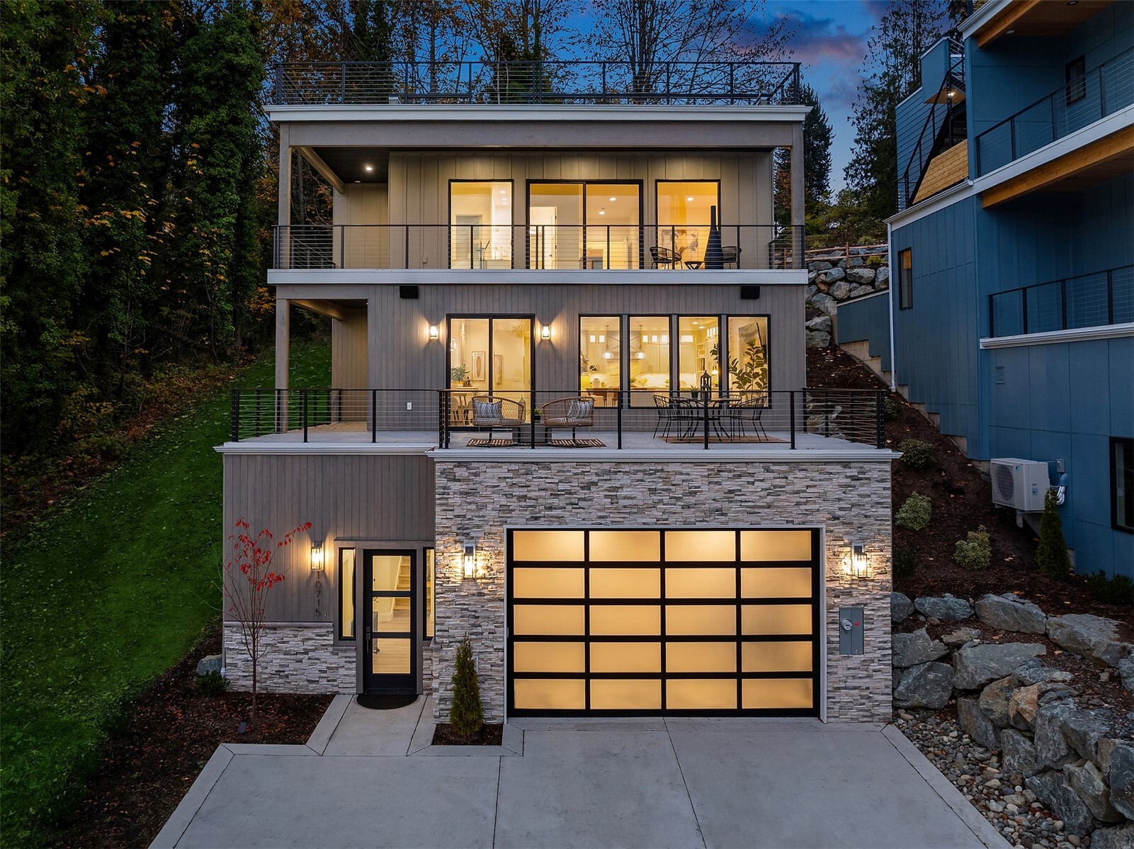 10715 Lake View Drive
