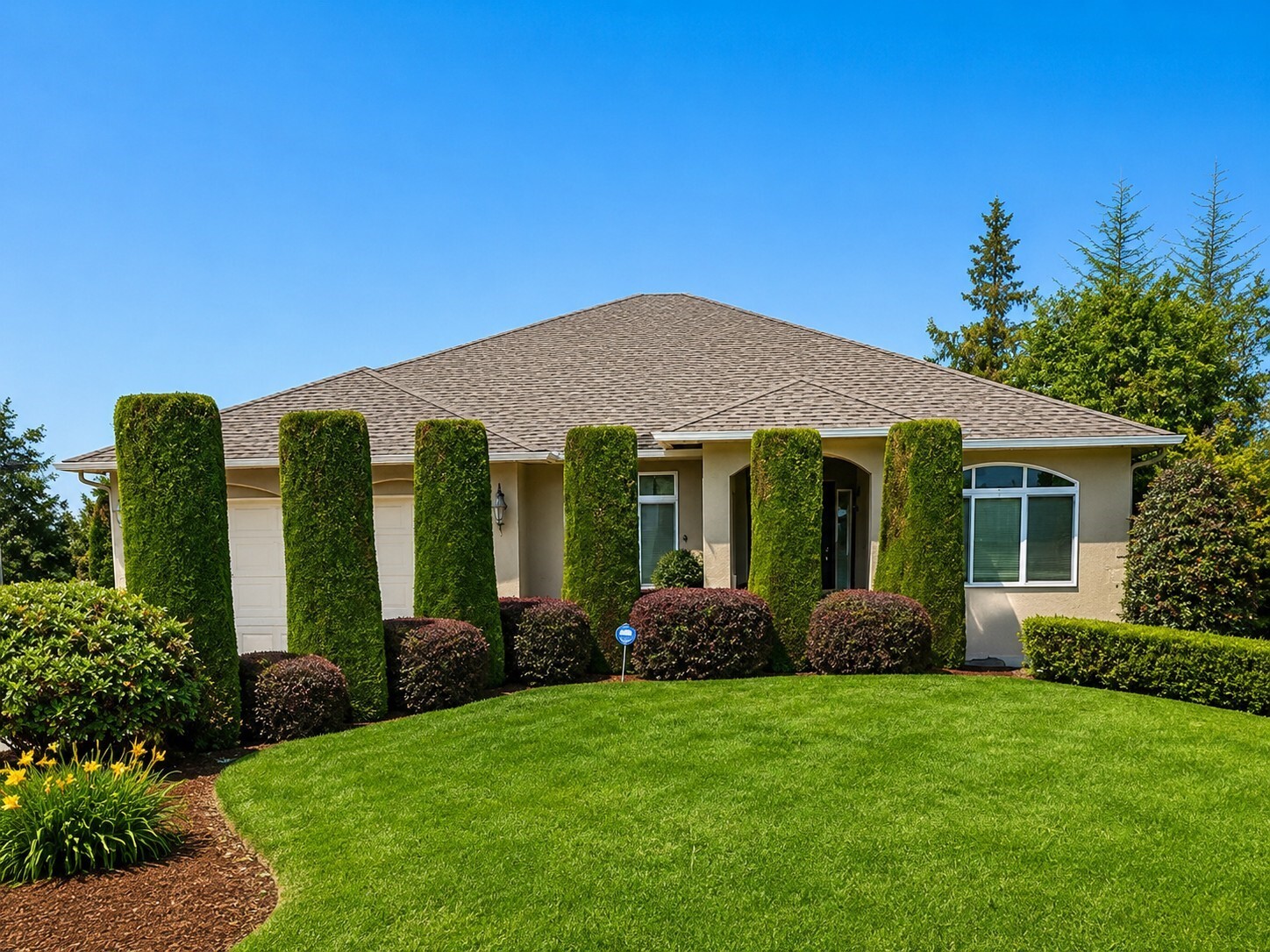 1282 Hillcrest Drive