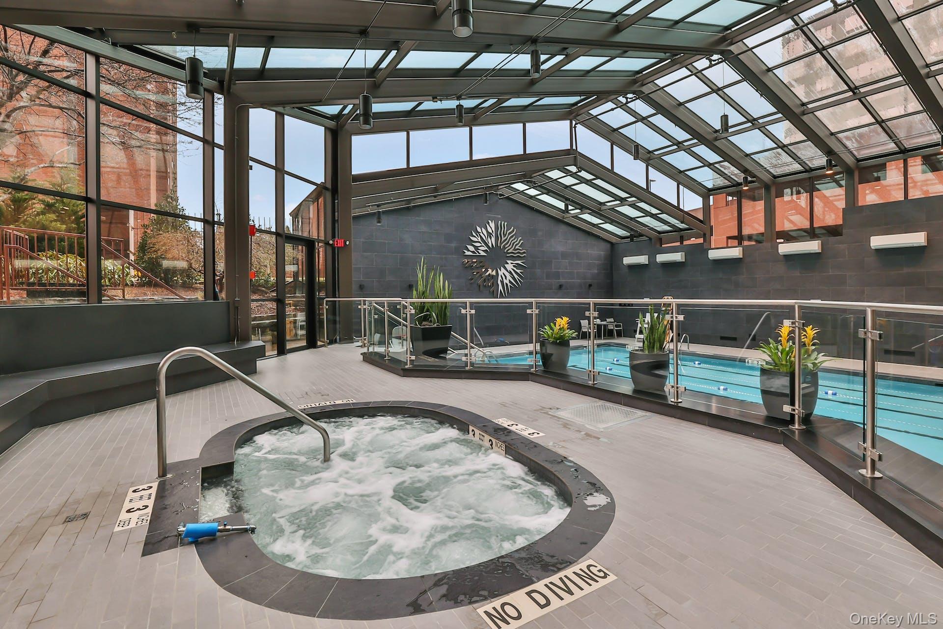 4 Martine Avenue Unit: 709