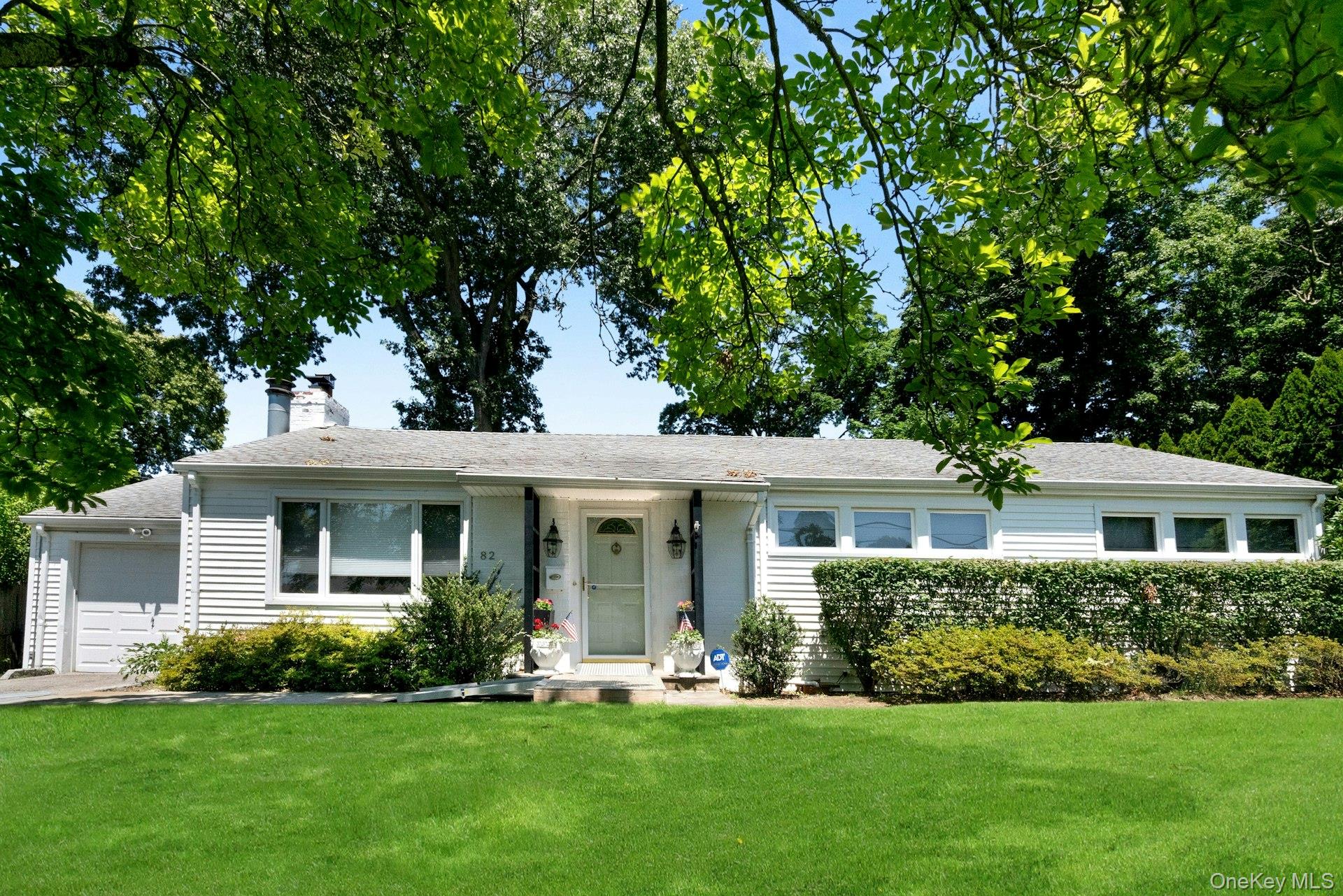 82 Holbrooke Road