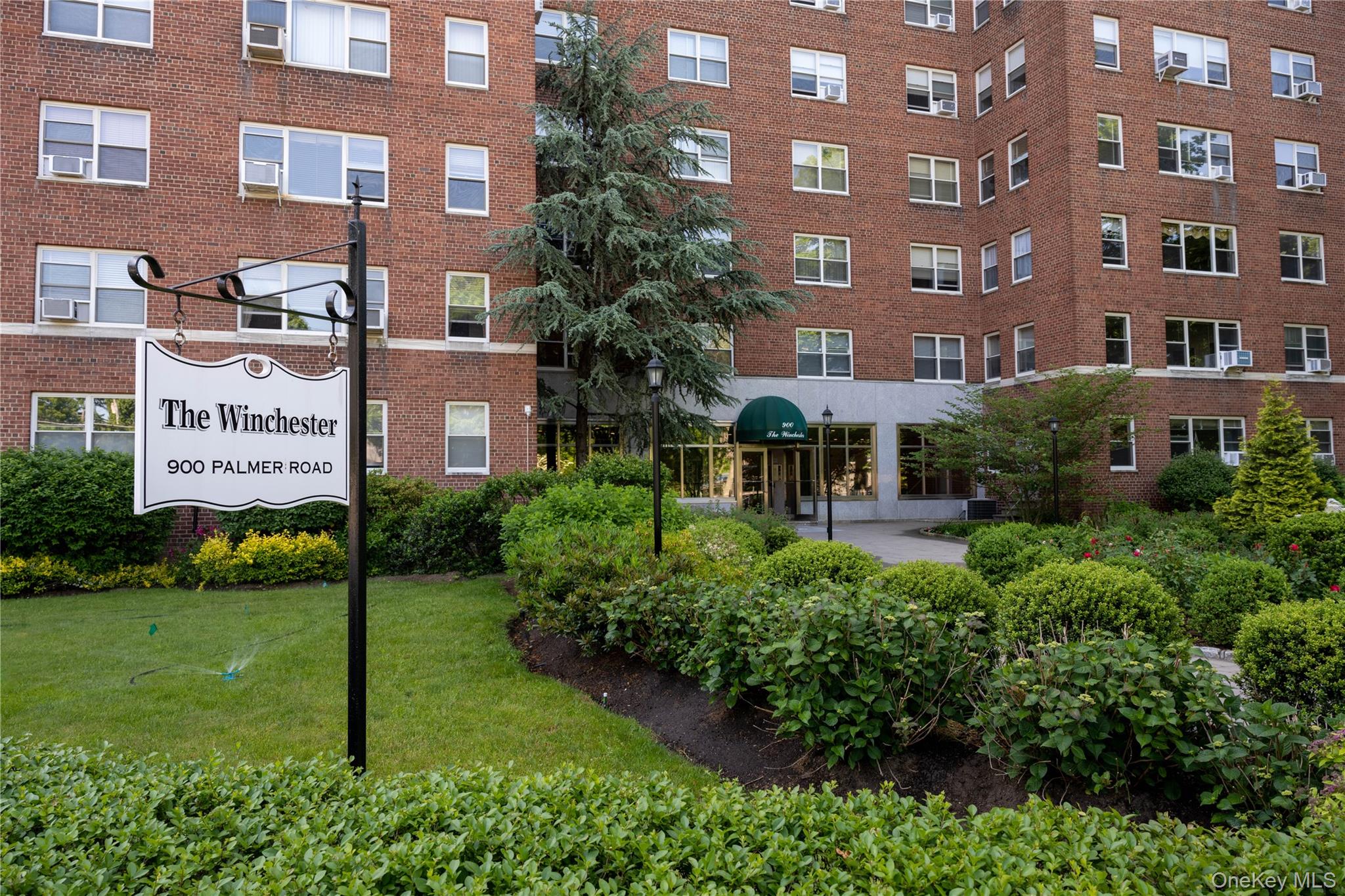900 Palmer Road Unit: 7D