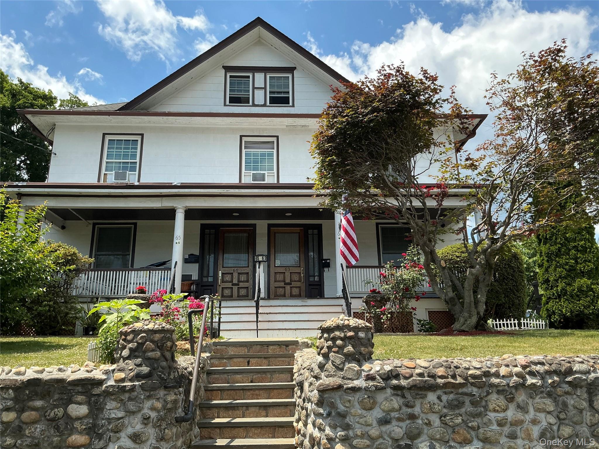 63 Harding Avenue Unit: 2