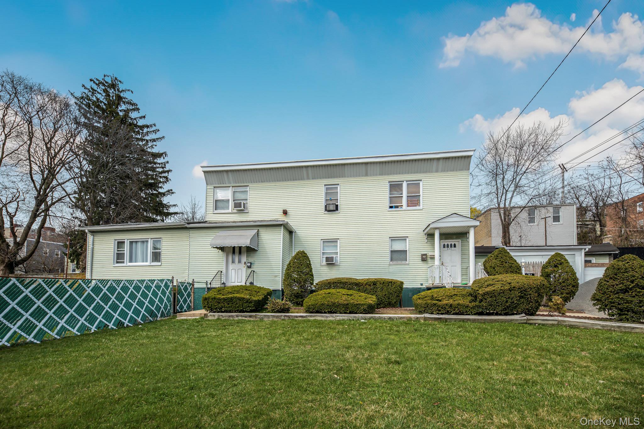 125 Woodland Ave, Yonkers, NY 10703