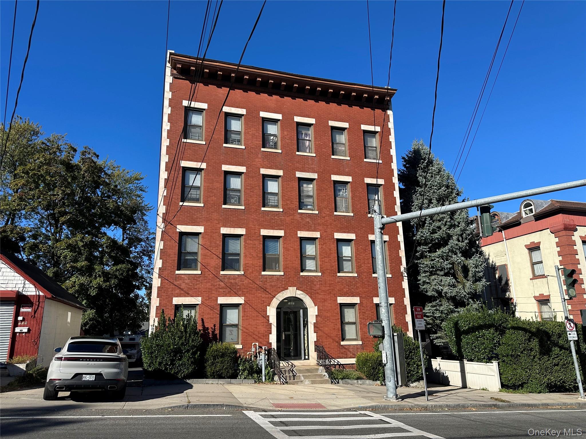 107 Lincoln Avenue