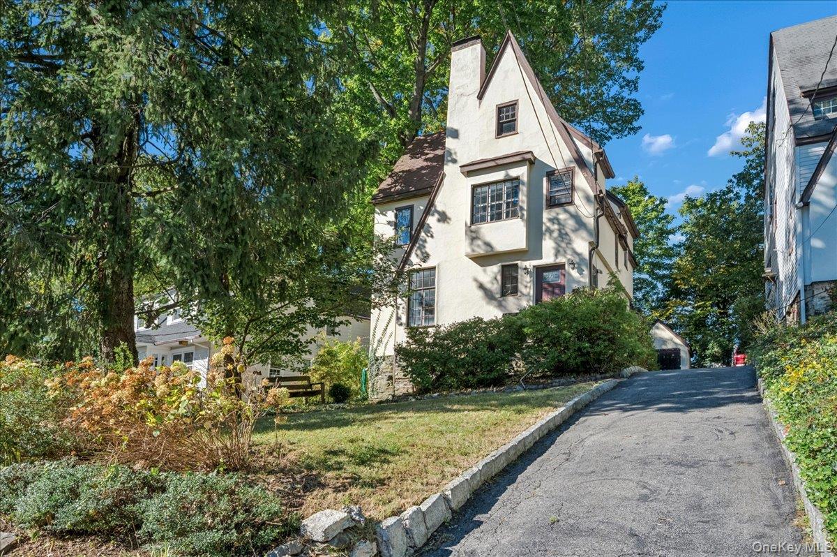 321 Bronxville Road