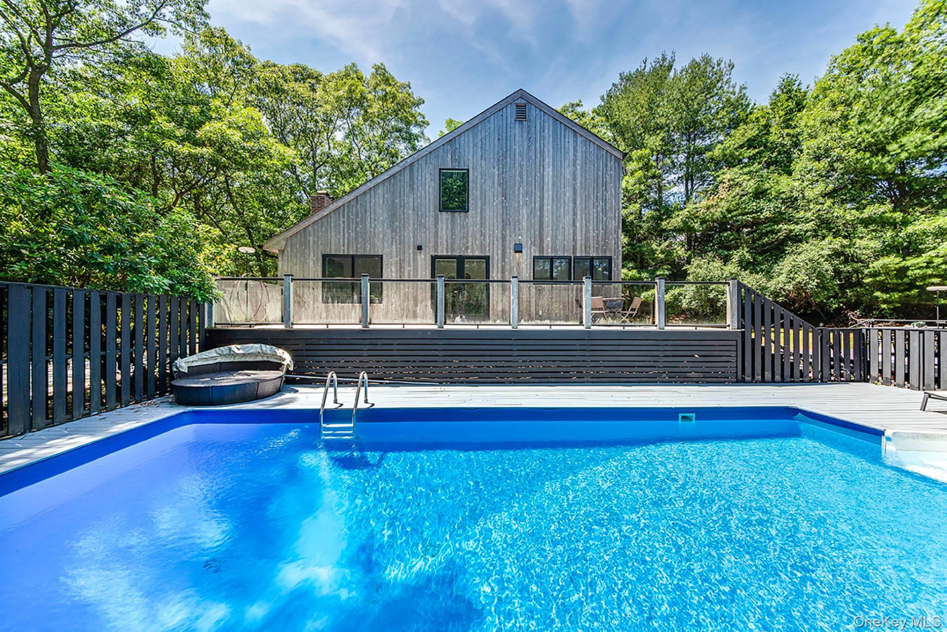 33 Woodbine Drive