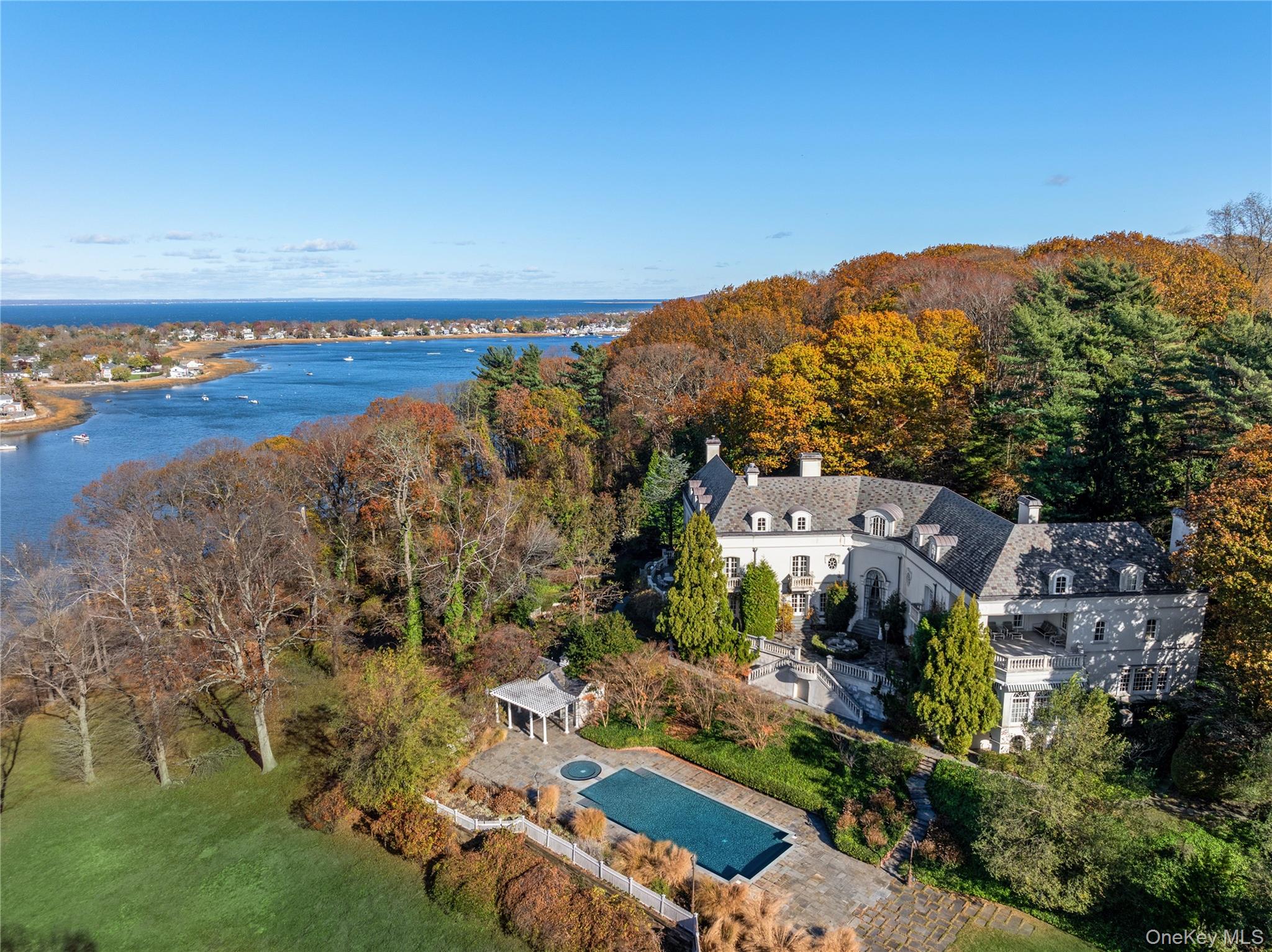 112 Horseshoe Road