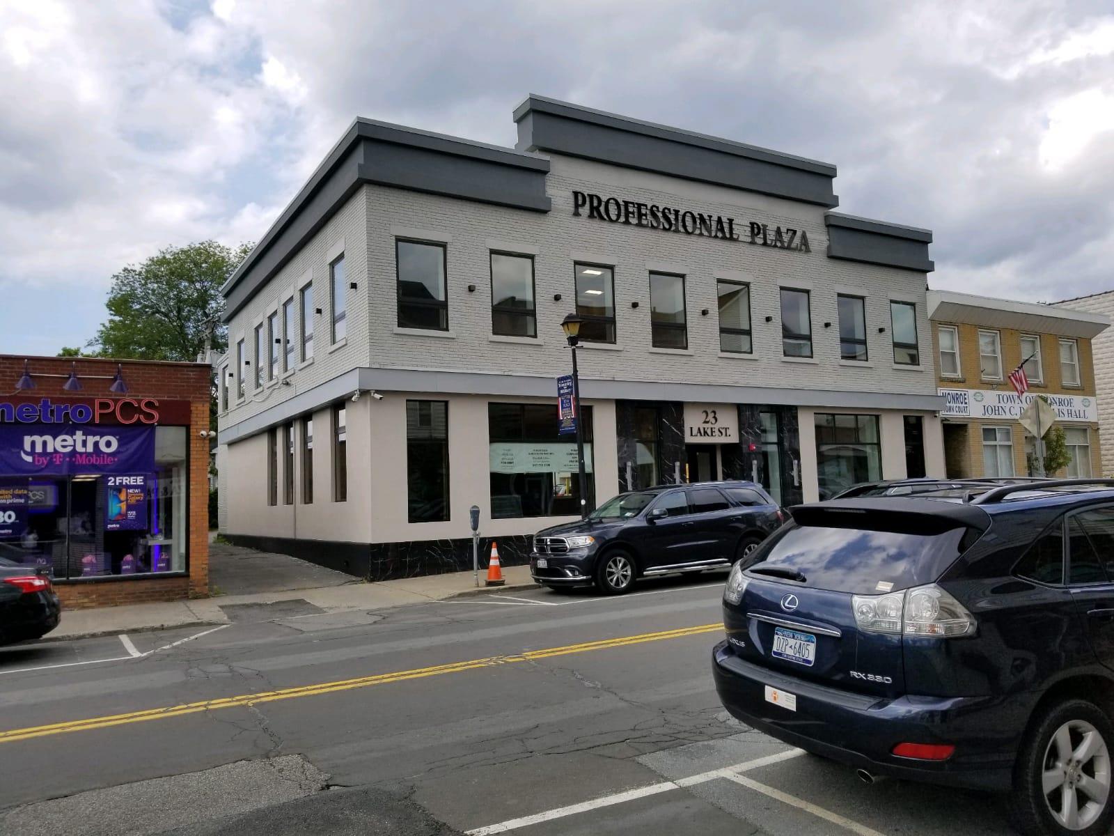 23 Lake Street