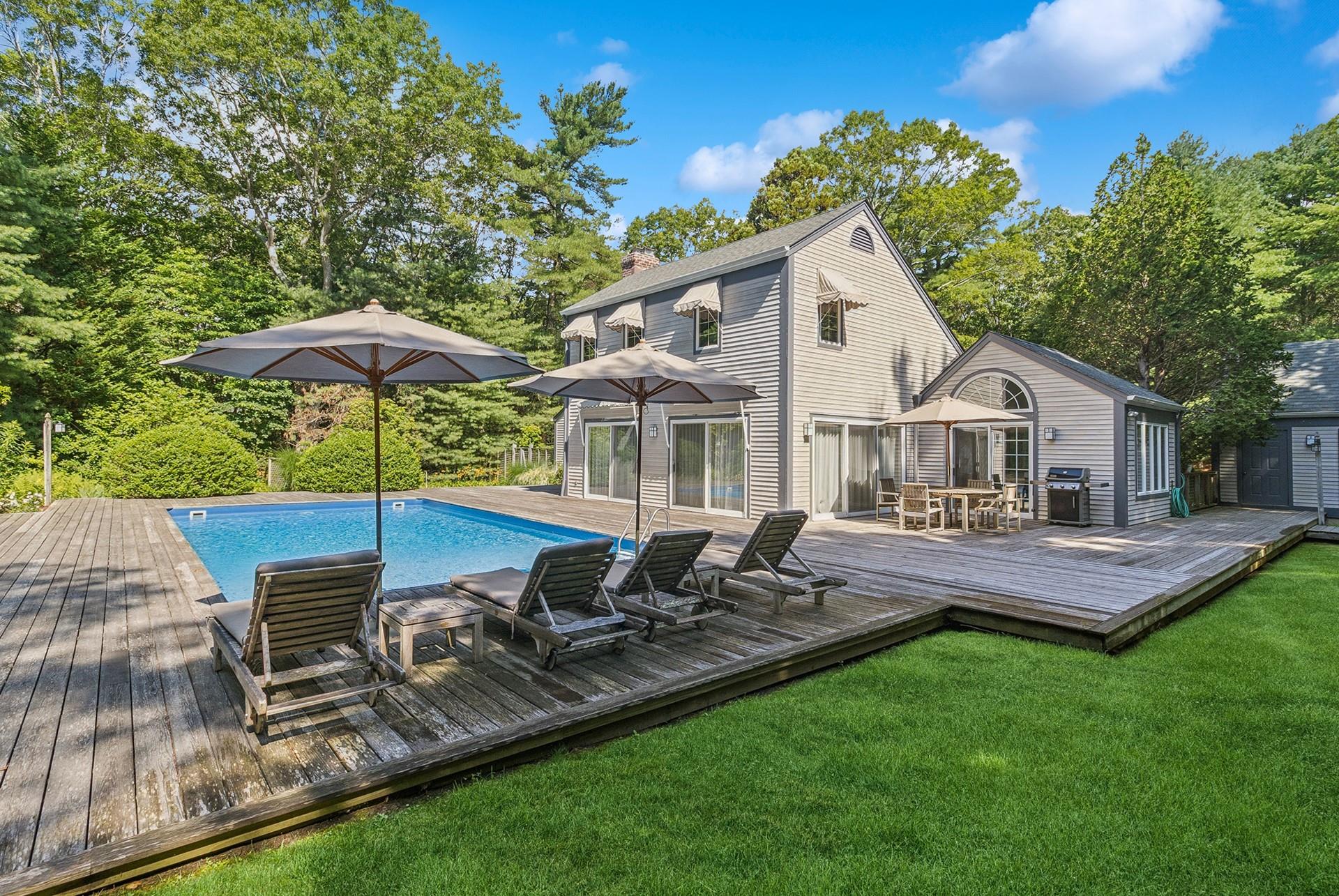 530 Hands Creek Road